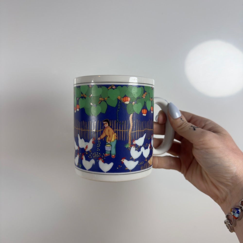 Chaleur Farm Scene Chicken Coffee Mug Blue Gold Folk Art Ceramic Taiwan 3.75in